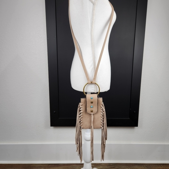 Mudd Handbags - NWOT MUDD SOUTHWESTERN BOHEMIAN STUDDED FRINGED CROSSBODY BAG